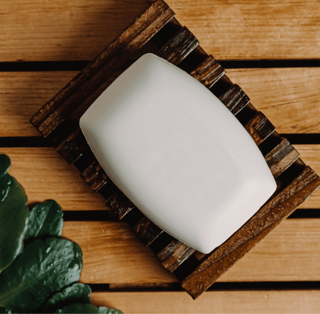 Pain de Savon Naturel à la Noix de Coco — Hydratant & Nourrissant pour Peau Douce